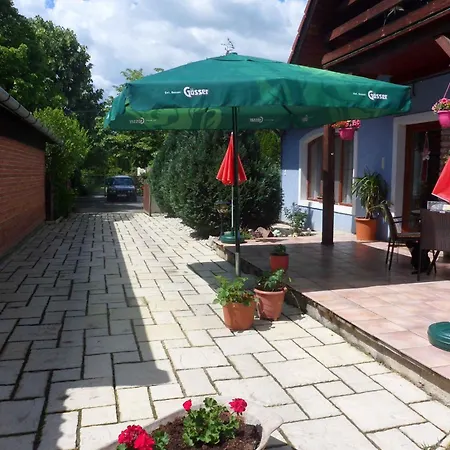 In - Balaton 18043 Balatonberény